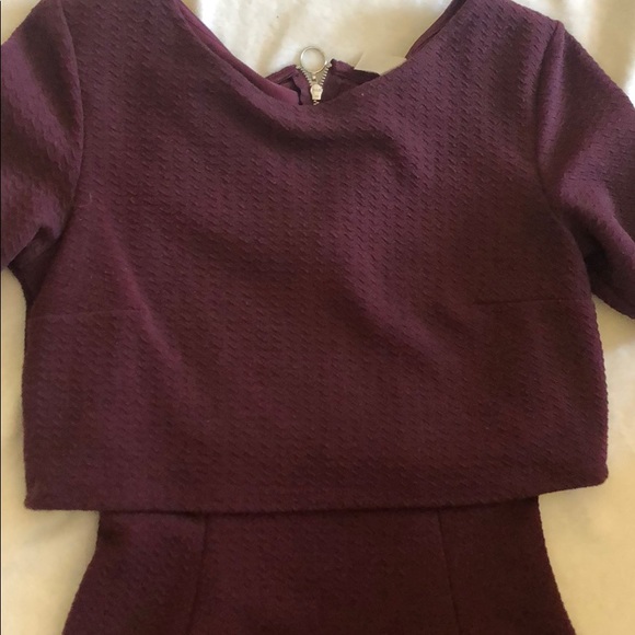 Burgundy dress - Picture 2 of 2